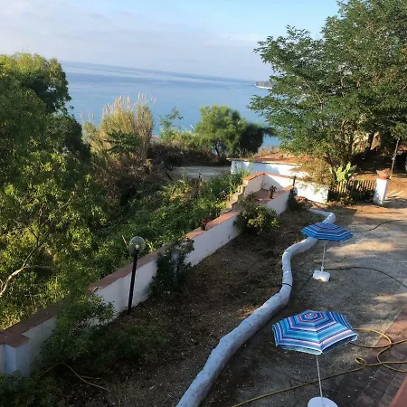 Magico Tramonto A Picco Sul Mare