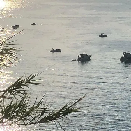 Magico Tramonto A Picco Sul Mare Semesterbostad Tropea