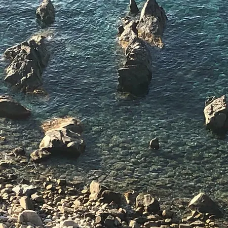 Magico Tramonto A Picco Sul Mare